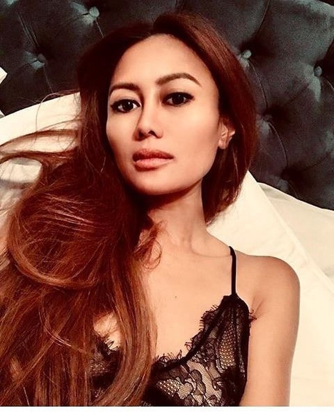 Robert telah mengirim Azura hingga $ 150.000 atau Rp 2,1 miliar untuk ayahnya yang sekarat pada akhir 2017. Robert juga mentransfer $ 30.000 atau Rp 422 juta ke Azura untuk apa yang dia sebut sebagai sumbangan amal, yang kemudian Robert mengetahui bahwa uang itu tidak pernah diberikan kepada badan amal. Foto: Instagram