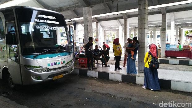 Pengamen Inisiatif Gelar Sosialisasi dan Tes HIV di Terminal Ciamis