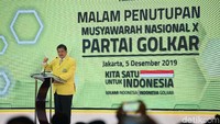 Ketum Golkar Airlangga Hartarto menyampaikan pidato dalam penutupan Munas Golkar.