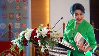Calon petahana Ketua Umum Kongres Wanita Indonesia (Kowani) Giwo Rubianto Wiyogo terpilih kembali menjadi Ketua Umum organisasi federasi yang menaungi puluhan organisasi perempuan untuk periode 2019-2024 saat Kongres ke-25 Kowani di Jakarta, Rabu (4/12/2019).