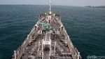 Melihat Dari Dekat Kapal Tanker Sinar Morotai