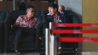 Herry ditetapkan sebagai tersangka bersamaan dengan Direktur PT King Properti, Sutikno.