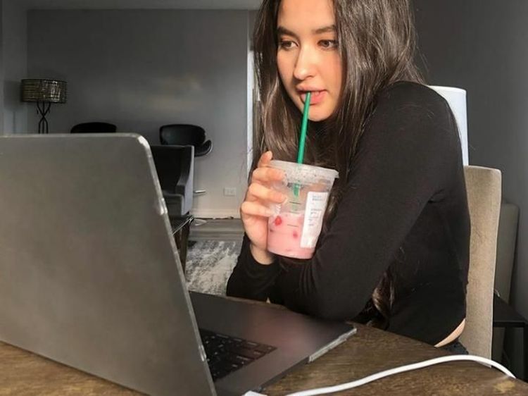 Ini Potret Kuliner Stephanie Poetri, Penyanyi yang Menang MAMA 2019