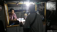 Hingga kini Harsoyo tetap setia dengan usahanya meskipun penjualan menurun karena pesatnya perkembangan informasi digital.