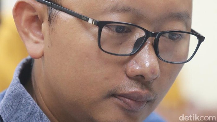 Tuntutan Penahanan Firli Bahuri Menggema Usai Pengakuan Pengusaha Diduga Minta Rp 50 Miliar
