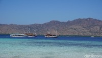Taka Makassar masih termasuk dalam tempat wisata di kawasan Taman Nasional Komodo, terletak persis di sebelah Pulau Komodo (Foto: Ahmad Masaul Khoiri/detikcom)