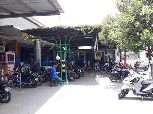 Cerita Jukir Tempat Mas-mas Baik Temukan Rp 2 Juta di ATM Bantul