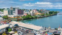Diketahui, Fiji memiliki sekitar 330 pulau dengan sekitar 110 yang telah dihuni. Adapun sekitar 87% populasi masyarakatnya ada di dua pulau utama, Viti Levu dan Vanua Levu. Ibukota Suva pun berada di pulau Viti Levu (Thinkstock)