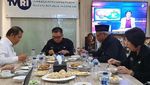 Intip Momen Makan Helmy Yahya yang Baru Dicopot dari Dirut TVRI
