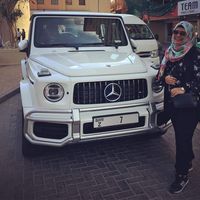 Mobil dengan plat satu angka di Dubai