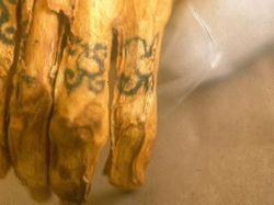 Seram, Penampakan Mumi Punya Tato