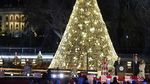Terpukau Megahnya Pohon Natal Nasional Amerika
