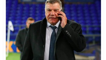 Ada juga yang menyarankan Arsenal merekrut Sam Allardyce untuk misi penyelamatan. Foto: istimewa