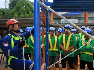 Menimbang Penalti bagi Pekerja Formal