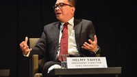 Pria kelahiran Palembang ini awalnya dikenal sebagai pembawa acara televisi. Belum lama ini Helmy Yahya mendapat kabar tak mengenakan. Ia secara mendadak diberhentikan sebagai direktur utama TVRI. Foto: instagram @helmyyahya