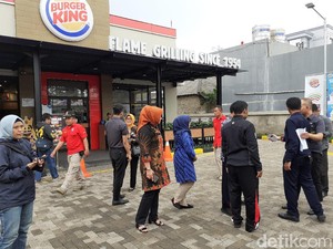 Disidak, Restoran Cepat Saji di Cimahi Tak Bisa Tunjukkan Perizinan