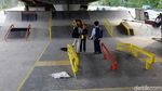 Melihat Skatepark di Kolong Flyover Pasar Rebo yang Hampir Rampung