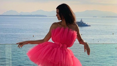 Ini 10 Pose Foto Selebgram Paling Populer Sepanjang 2019