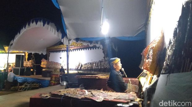 Pagelaran Wayang 'Semar Maneges' Dimainkan 5 Dalang dari Jepara