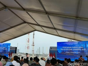Jokowi Resmikan Pabrik Baru Chandra Asri Rp 5 T di Cilegon