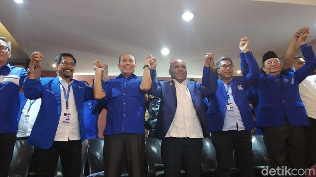 Konferensi pers 30 DPW dukung Zulhas.