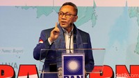 Sambutan tersebut diberikan Zulkifli Hasan sebelum memulai acara rakernas PAN.