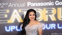 Gaya Feni Rose. Foto: Noel/detikHOT