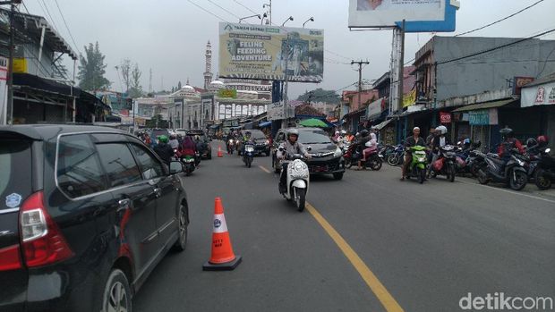 Macet Lagi di Puncak saat Sistem 2-1 Diuji