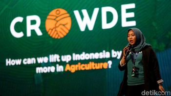 Selain itu ada pula startup Crowde. Startup ini erdiri dengan gagasan banyak lahan di Indonesia digunakan untuk pertanian dan perikanan, tapi petani kadang kesulitan. Fakta tersebut crowde mencari solusi untuk petani Indonesia, dengan menghubungkan petani dengan stakeholder. Mengoneksikan dalam satu ekosistem. Mereka tak memberi uang, tapi pupuk.