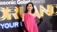 Anya Dwinov dengan tampil dengan cantiknya. Foto: Noel/detikHOT