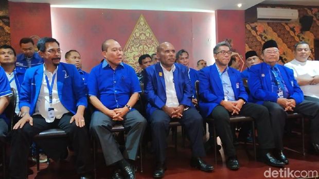 Konferensi Pers DPW PAN soal Dukungan ke Zulkifli Hasan Jadi Caketum