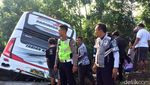 5 Orang Tewas Imbas Bus Pariwisata Terjun ke Sungai di Blitar