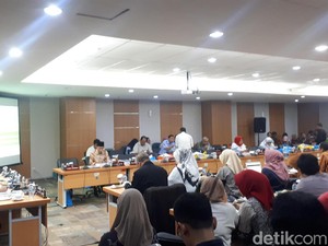 Komisi E DPRD Keluhkan Adanya Kelurahan di DKI yang Tak Punya Puskesmas