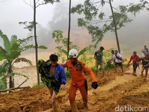 9 Penambang yang Terjebak Longsor 48 Jam di Lebak Berhasil Diselamatkan