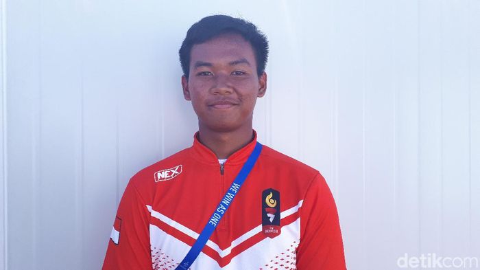 Pepanah muda Arif Pangestu (Mercy Raya/detikSport) Pepanah muda Arif Pangestu (Mercy Raya/detikSport)