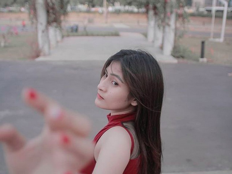 5 Fakta Desy Nurhakiki, Selebgram yang Meninggal di Usia 25 Tahun/Foto: Desy Nurhakiki yang disebut sebagai selebgram / ist 5 Fakta Desy Nurhakiki, Selebgram yang Meninggal di Usia 25 Tahun/Foto: Desy Nurhakiki yang disebut sebagai selebgram / ist