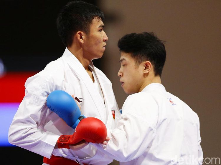 Rifki Arrosyiid Sumbang Perak untuk Indonesia