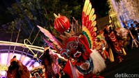 Festival Kuwung menjadi pesta budaya rakyat Banyuwangi. Berbagai seni daerah tampil dengan sangat menarik dan menghibur. Hingga mengundang decak kagum.