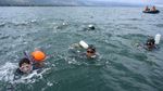 Intip Keseruan Renang Lintas Teluk Palu