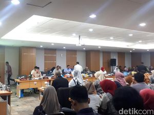 Data 50 Ribu Warga Jakarta Positif HIV Disinggung di Rapat DPRD DKI