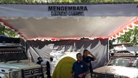Permasalahan lain adalah mengenai regulasi saat memasuki sebuah negara. Di mana peran Kedutaan Besar Republik Indonesia (KBRI) sangat diperlukan untuk membantu menyelesaikan masalah. Foto: Pradito Rida Pertana