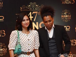Datang Bersama, Indah Permatasari dan Arie Masih Bungkam soal Restu Ibu
