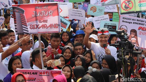 'Doa Maut' Ganjar untuk ASN Jateng: Tak Akan Selamat Kalau Korupsi