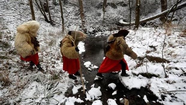 Tradisi Iblis Bertopeng dalam Perayaan Pra-Natal di Ceko