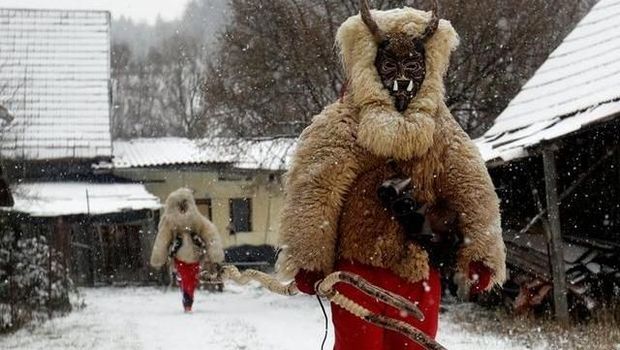 Tradisi Iblis Bertopeng dalam Perayaan Pra-Natal di Ceko