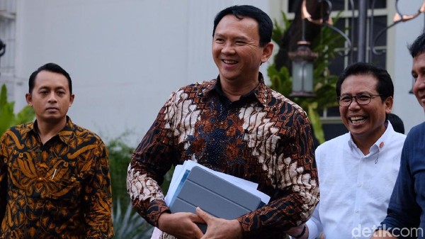 Ahok Bertemu Jokowi di Istana, Bahas Apa?