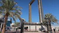 Dubai Frame memiliki bentuk yang tak biasa, yaitu bingkai foto. Sengaja dibangun di Zabeel Park, Dubai Frame menjadi batasan antara Old Dubai dan New Dubai. (Bonauli/detikcom)