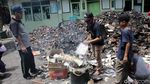 Penampakan Mushaf Al-Quran yang Rusak Akibat Kebakaran MI Batujajar