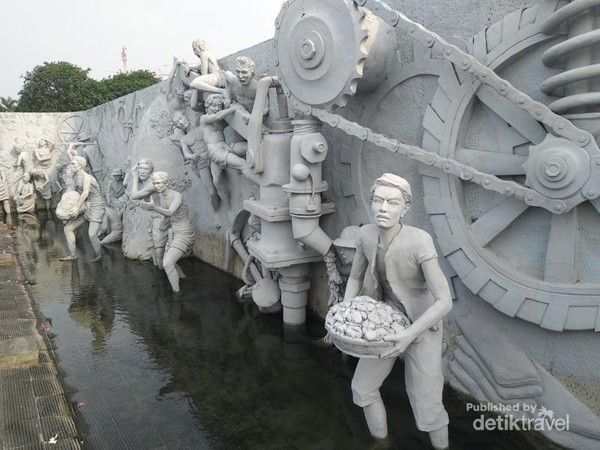 Relief di Monas