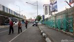 Antisipasi PKL Mangkal, Satpol PP Berjaga di Trotoar Senen
